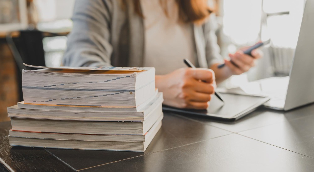 Tłumacz przysięgły w Piasecznie - biuro online - turbotlumaczenia.pl